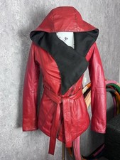 Echtleder Jacke XS Taillierter Kurzmantel Italienisches Design