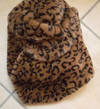 YaYa Cap-Mütze und Schal Leomuster