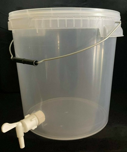 Eimer mit hahn wassertank - eimer,