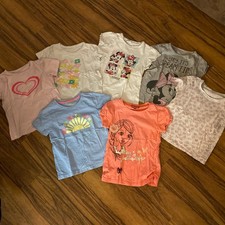 7 T-Shirts Mädchen Größe
