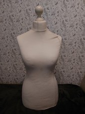 Büste, Schaufensterpuppe, Torso Schneiderpuppe aus Styropor Ca Gr 40