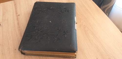 Altes antikes fotoalbum mit - fotoalbum,