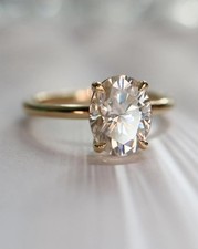 Moissanit Oval Schliff