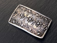 Alte rechteckige Brosche mit floralem und filigranem Dekor Silber 930