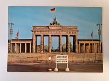 col. AK Berlin - Brandenburger Tor - Achtung! Sie verlassen jetzt West-Berlin