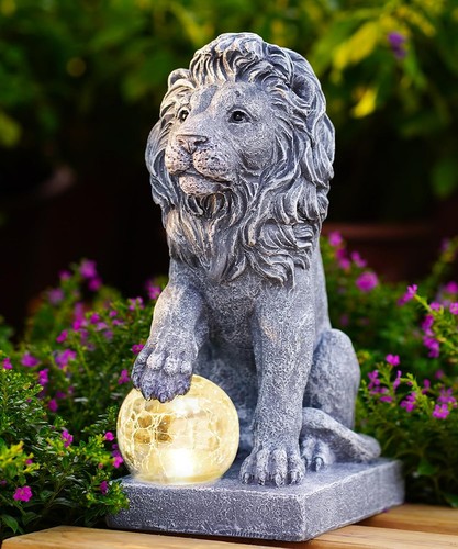 Löwen figuren mit solarlampen - löwen,
