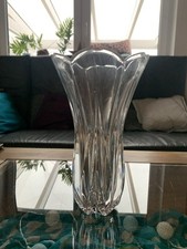 Vase Und fünf Schwimmkerzenhalter