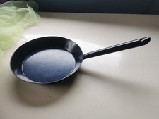 schwere gusseiserne Pfanne 1,3kg  24cm Bratpfanne induktionsgeeignet Gas