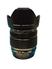 Olympus M.Zuiko Digital 12-45mm 1:4 PRO Objektiv Sehr Gut
