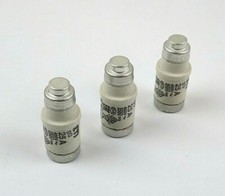 D01.3 D02.3 Sicherungen | D01