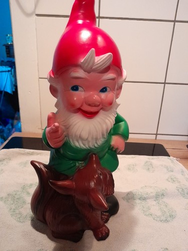 Gartenzwerg mit fuchs 42 cm - ,
