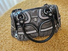 Gabaara -Graue Tasche, nur sehr selten getragen. Größe: 12cm lang, 15cm höhe