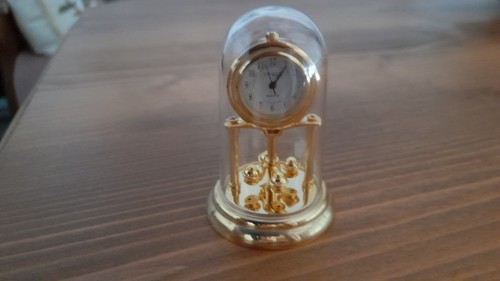 Schöne sammler miniatur uhr - sammler,