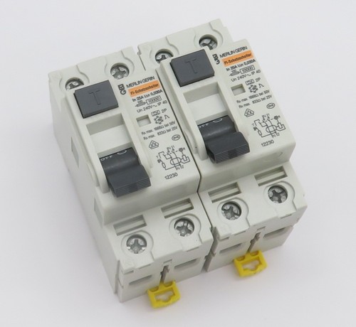 Merlin gerin - 2x,