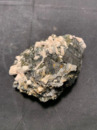 Arsenopyrit sphalerit pyrit - arsenopyrit,,