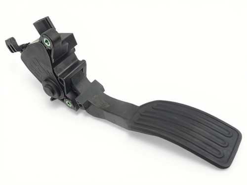 Nissan juke f15 - f15, gaspedal
