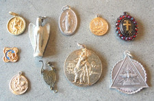 10 Teile Schmuck religiöse Anhänger verschiedene Designs und Farben Nr. 4183