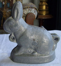 Ostern Hase Backform, Antik, Aluminium Guß, ohne Hersteller, 15,9 x 16,1 cm