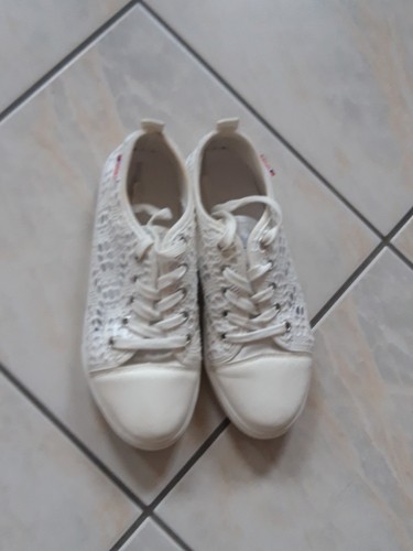 Weiße sneaker mit spitze - weiße,