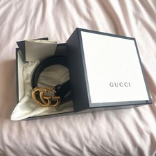 Gucci Marmont Ledergürtel schwarz mit goldener GG-Schnalle