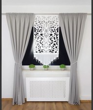 Weiße Ajour- Paneel