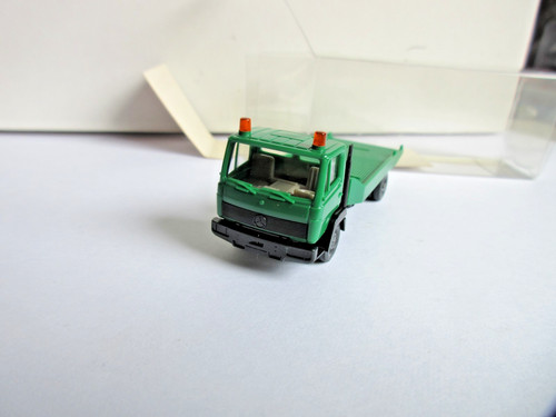 Wiking mercedes 817 - 1:87,