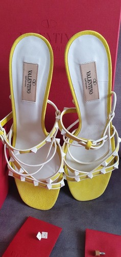 Valentino garavani rockstud - garavani,
