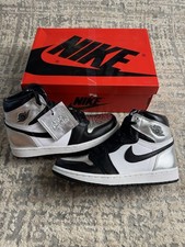 Größe 4,5 - Nike Air Jordan 1 High OG "Silver Toe" CD0461-001
