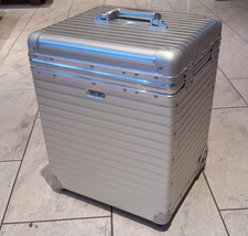 Rimowa Topas Trolley Modell IBM Limited Edition Aluminium 40L 2-Rollen DJ Pilot