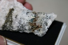 Skorodit , Chalkopyrit , Grube