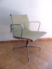 Vitra Charles Eames Chair EA