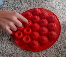 Tupperware Backform Silikon Kronjuwelen für Pralinen/Eiswürfel,  wie neu 