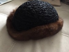 Fell-Hut, Echtfell-Kappe schwarz-braun Fell Pelz-Hut, Designer-Hut