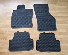 Original VW Golf 7 Fußmatten Gummi Allwettermatten vorne + hinten 5G1061500A 82V