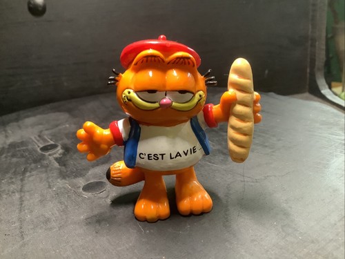 United feature bully - bully, garfield