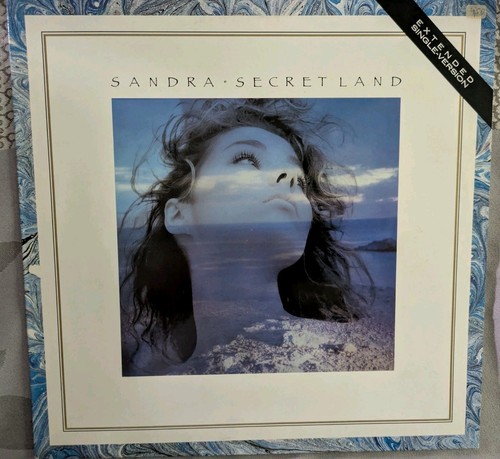 Sandra secret land - -,