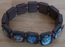 Holz Armband   mit 12 Heiligenbilder   dehnbar