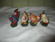 4 Keramik Figuren " Hahn & 3 Hennen "