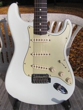 pale sonic blue 2007  FENDER Classic Player 60s Stratocaster Custom '69 Gigbag