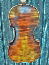 Old violin lab. "C