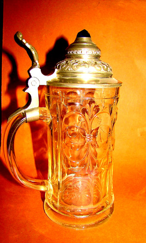 Schöner-Alter-Bier-Glaskrug