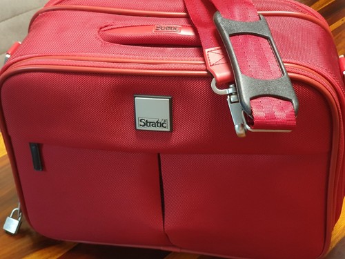 Handgepäck koffer stratic - v.,