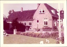 Foto Ak Nordholland Niederlande, Blick auf ein Wohnhaus - 2936905