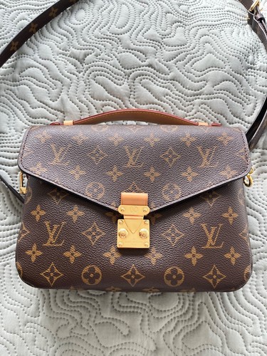 Louis vuitton pochette - lv,