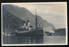 AK aus Odda mit Dampfer