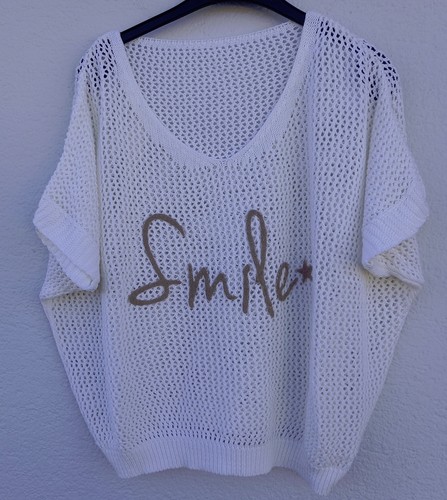 Pulli mit lochmuster - pulli,