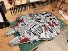Millenium Falcon Star Wars MOC