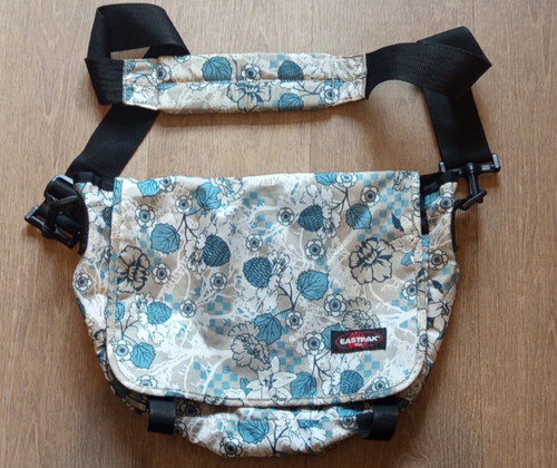 Eastpak shoulder bag - eastpak, •