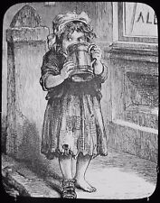 Glas Magic Laterne Dia ERSTER TROPFEN - LOW LIFE UM 1890 ZEICHNUNG MÄDCHEN TRINKT BIER