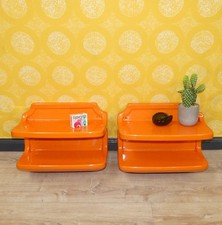 1 von 2 1970er Kunststoff Wandregal ORANGE Ablage space age 70er Jahre sixties